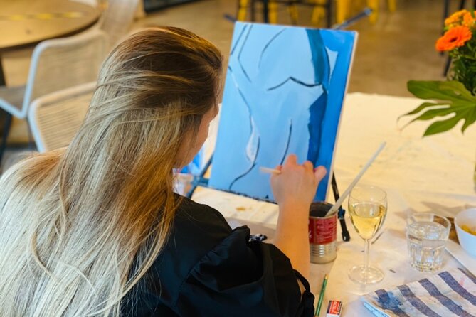 Wine and Painting Workshop Experience in Brussels - A three-hour painting session in Brussels